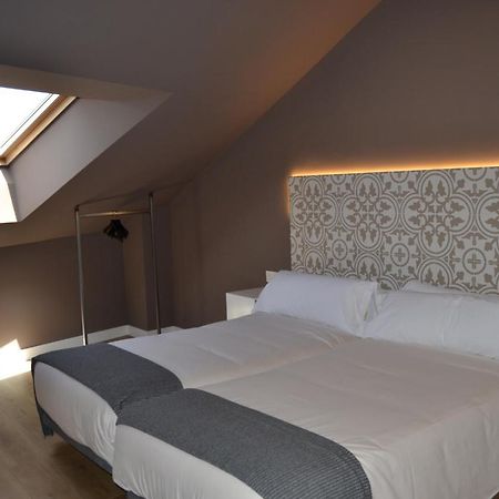 Rener Hotel Los Campones กิฮอน ภายนอก รูปภาพ