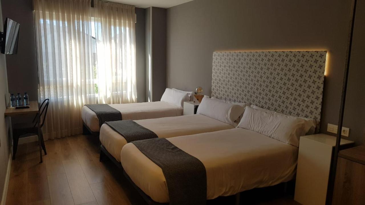 Rener Hotel Los Campones กิฮอน ภายนอก รูปภาพ