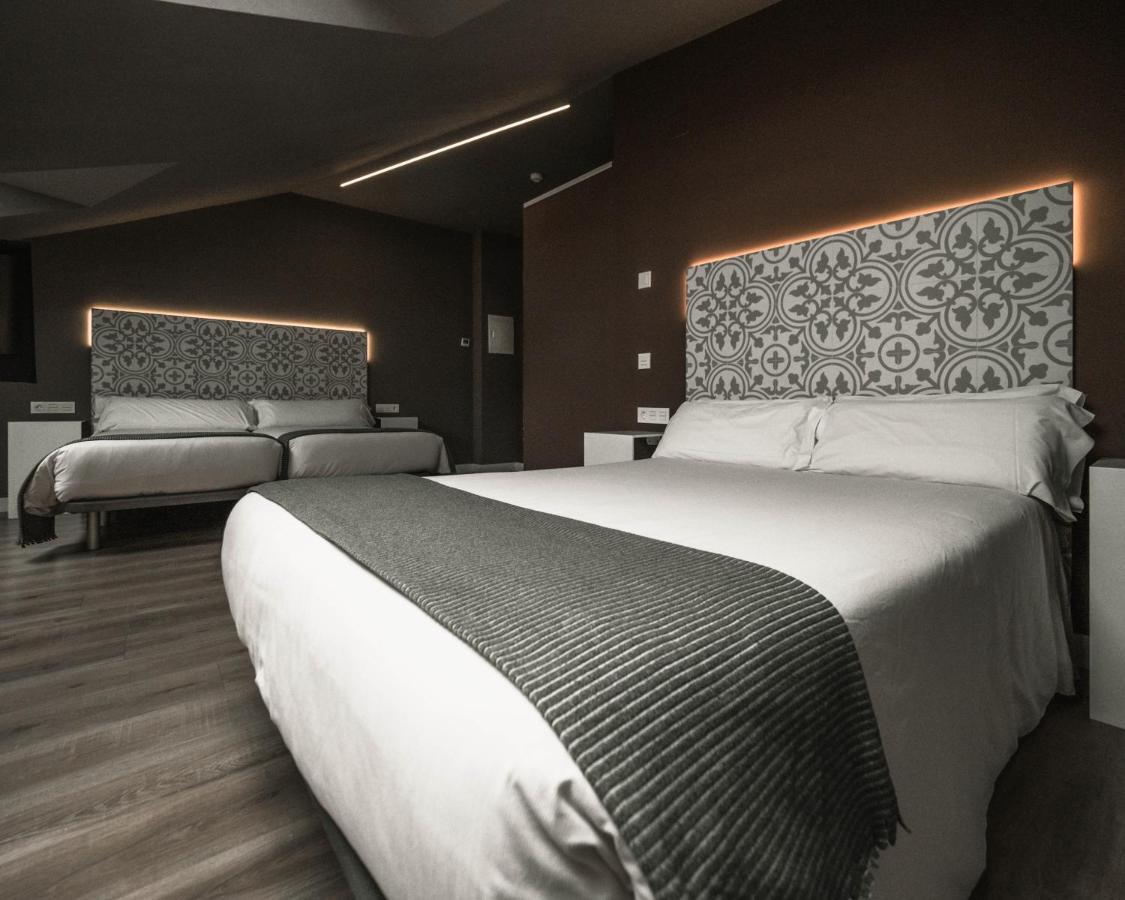 Rener Hotel Los Campones กิฮอน ภายนอก รูปภาพ
