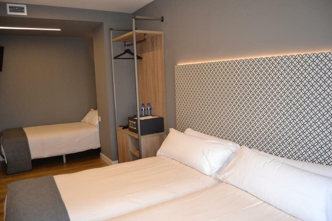 Rener Hotel Los Campones กิฮอน ภายนอก รูปภาพ